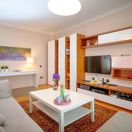 - Location, Near Center! Sofia